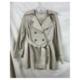 MICHAEL KORS SIZE M TRENCH COAT, NEEDS CLEANED