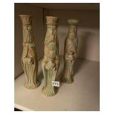 CERAMIC WISE MEN FIGURINES, GREEN/PEACH GLAZE.