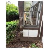 METAL GARDEN HOOK STAKE, RUSTIC FINISH, TWO ARMS.