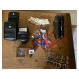 ASSORTED GENERAL HOUSEHOLD ITEMS, MINOLTA FLASH,