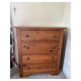 BROYHILL QUALITY FURNITURE - PINE WOOD 4-DRAWER