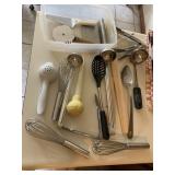 ASSORTED KITCHEN UTENSILS, RUSSELL INTERNATIONAL