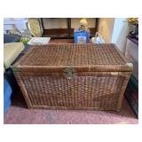 WOVEN WICKER STORAGE TRUNK, BRASS-TONE HARDWARE,