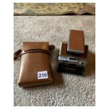 POLAROID SX-70 LAND CAMERA, VTG INSTANT FOLDING