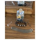 BOTTLE W/ ASSORTED BEADS & BUTTONS, BRACELETS,