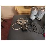 MISCELLANEOUS HOUSEHOLD ITEMS, RED-HANDLED