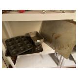 ASSORTED METAL BAKEWARE, MUFFIN TIN, LOAF PAN,