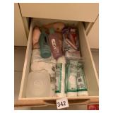 ASSORTED PERSONAL CARE ITEMS W/ CLINIQUE LOTION,