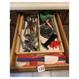 BETTY CROCKER SPATULAS, G