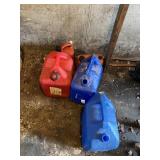 MIDWEST CAN 5-GALLON GASOLINE CONTAINERS (4).