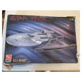 AMT ERTL STAR TREK U.S.S. RELIANT 1/650 SCALE