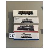 SOUTHERN PACIFIC MODEL TRAIN SET, LOCOMOTIVE,