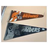 CLEVELAND BROWNS & LOS ANGELES RAIDERS NFL FELT