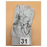 TAYLOR MADE MEN'S REG M GOLF GLOVE, AUTOGRAPHED.
