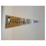 PITTSBURGH PENGUINS NHL TEAM PENNANT.