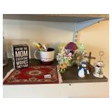 ASSORTED DECORATIVE ITEMS, INCL. "MOM" SIGN,