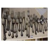 ASSORTED SILVERPLATE UTENCILS