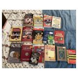 ASSORTED COLLECTIBLE REFERENCE BOOKS, KOVELS