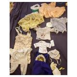 VTG DOLL CLOTHING ASSORTMENT, INCLUDES KNIT