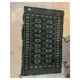 VTG WOOL AREA RUG, GREEN FIELD W/ REPEATING