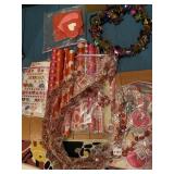 VALENTINE CRAFT SUPPLIES, HEART WREATH, WRAPPING