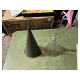 FLOWER HOLDER (2), METAL CONE, GLASS CONE W/