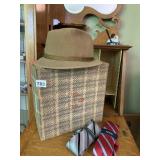 BIANCHI FELT FEDORA HAT, SIZE 7 1/4, W/ BOX, PLUS