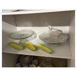VIETRI ITALIAN CERAMIC PEDESTAL CAKE STAND,