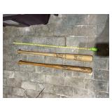 LOUISVILLE SLUGGER K55 BASEBALL BAT AND HARTWELL
