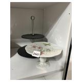LENOX BUTTERFLY MEADOW PORCELAIN CAKE STAND,