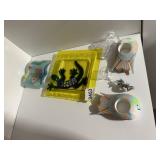 FUSED GLASS PLATES, WOODEN FISH NAPKIN RINGS,
