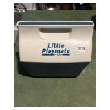 IGLOO LITTLE PLAYMATE COOLER, BLUE AND WHITE.