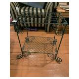 METAL WIRE PLANT STAND, GREEN FINISH, SCROLLWORK