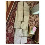 QUILTED GARMENT BAGS, TAN, ZIPPER CLOSURE (4).