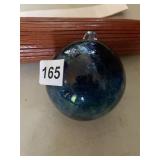ART GLASS SPHERE, BLUE AND GREEN SWIRL PATTERN,