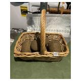 DECORATIVE ACORN FIGURES W/ TEXTURED BURLAP AND