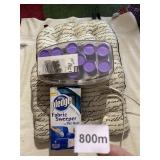 CONAIR HOT CURLERS SET W/ PLEDGE FABRIC SWEEPER