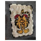 VTG LATCH HOOK RUG FEATURING CARTOON TIGER