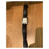 BULOVA QUARTZ WRISTWATCH, RECTANGULAR CASE, WHITE