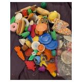 PLAY FOOD SET, PLASTIC FRUIT, VEGETABLES, PLATES,
