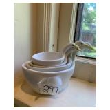 BISCUIT BRAND PORCELAIN GOOSE MEASURING CUPS.