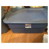 STERILITE 122 QT STORAGE BIN, BLUE LID, CONTENTS