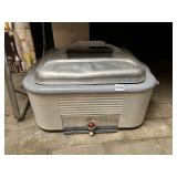 WESTINGHOUSE VTG ELECTRIC ROASTER OVEN, W/
