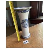 NG PORCELAIN VASE, O AZULEJO E A PORCELANA