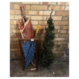 VTG WOOD UMBRELLA STAND, WWF PANDA PRINT