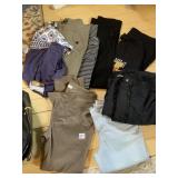 ASSORTED WOMENS CLOTHING (7), INCLUDES ANN TAYLOR