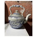 REGAL BLUE WILLOW PORCELAIN TEAPOT, MADE IN