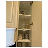 ASSORTED DRINKWARE, INCLUDES GUINNESS DRAUGHT