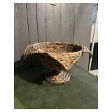 WOVEN SEAGRASS PEDESTAL BASKET, FLUTED RIM,