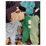 VTG COSTUME ASSORTMENT, INCLUDES ELF VEST, SKIRT,